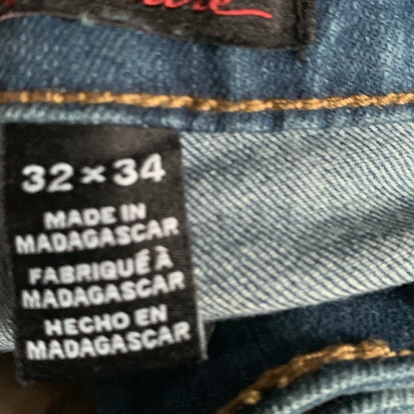 New Kirkland Signature Men's Straight Fit Jeans,Blue, 32x34, 38x29 - Picture 4 of 4